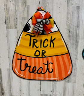 Sweet and Spooky Halloween Décor