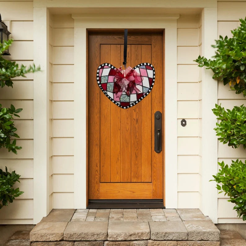 Valentines heart with lots of red, pink and plenty of glitter will make a great addition to your front door